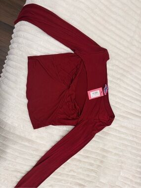 Edikted Twist-Front Long Sleeve Top in red